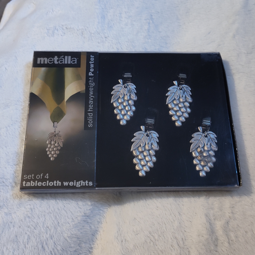Silver Grape Tablecloth Weights Set